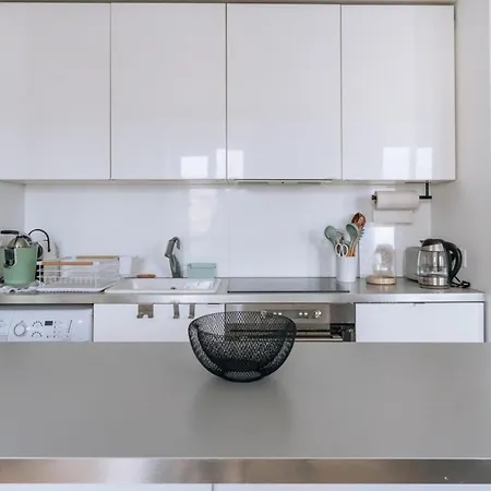 Cozy 1bd For 2-republiquecanal Saint Martin Lejlighed