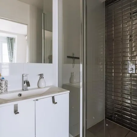 Cozy 1bd For 2-republiquecanal Saint Martin Lejlighed Paris